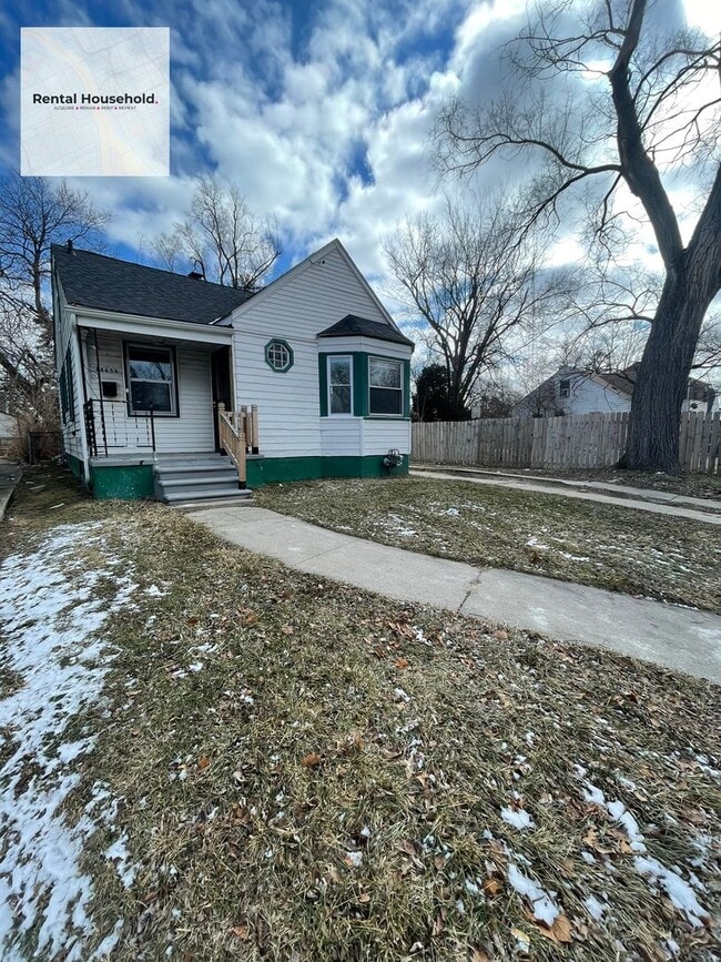 Building Photo - Bright & Airy 3-Bedroom Bungalow-Move-In Ready!