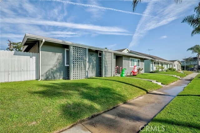 Building Photo - 6071 Lemon Ave