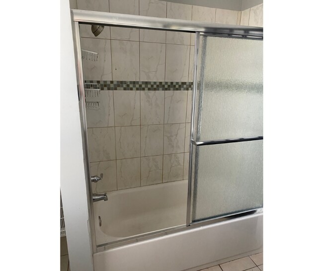 Building Photo - 2800 The Alameda