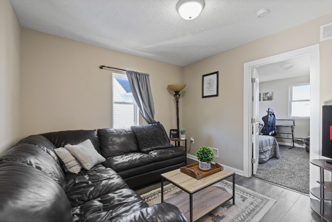 Building Photo - 124 Griggs St SW