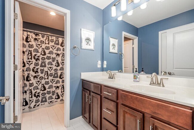 Building Photo - 24846 Somerby Dr