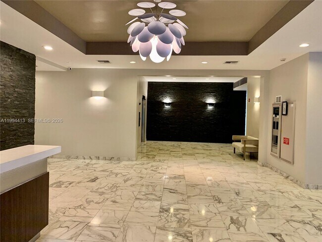 Building Photo - 9225 Collins Ave