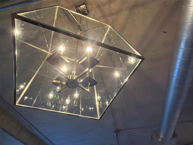 Building Photo - 1001 Belleview St