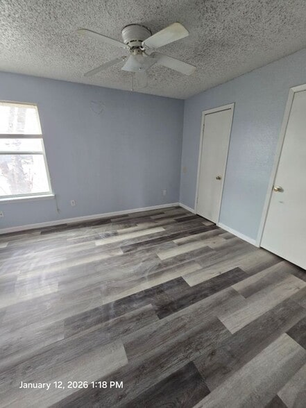 Building Photo - 900 S 15th St