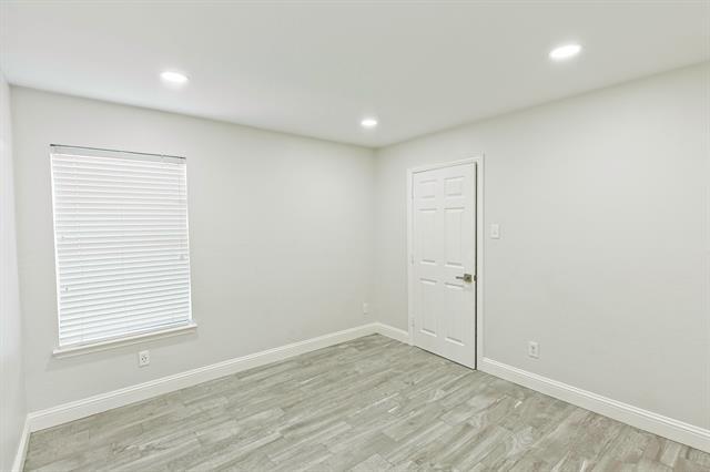 Building Photo - 9900 Presthope Dr