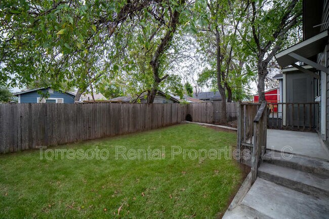 Building Photo - 1946 Nolan St