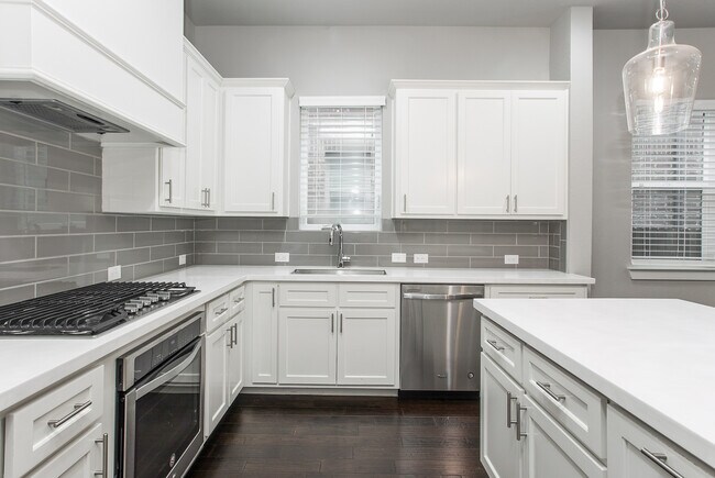 Building Photo - 212 Wimberly St