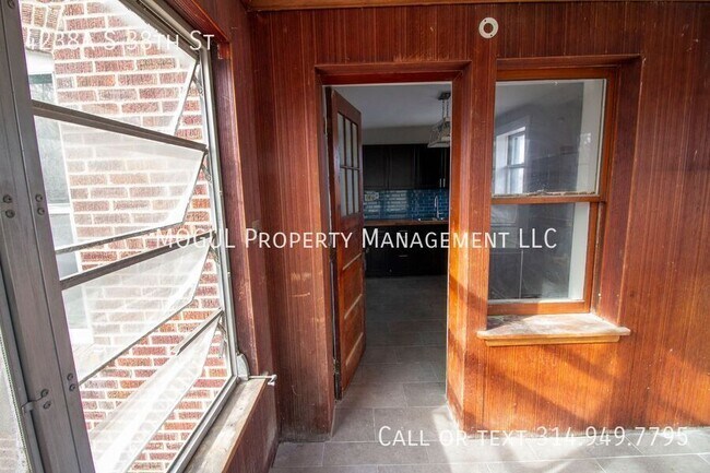 Building Photo - 4238 S 38th St