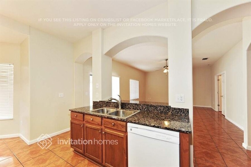 Building Photo - 11216 Lake Lanier Dr