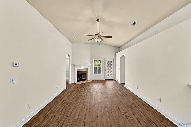 Building Photo - 130 Tybee Dr