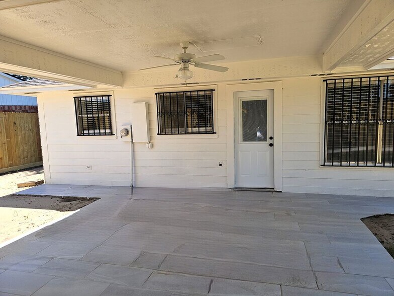Building Photo - 1310 Goswell Ln