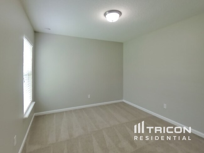 Building Photo - 86185 Fortune Dr