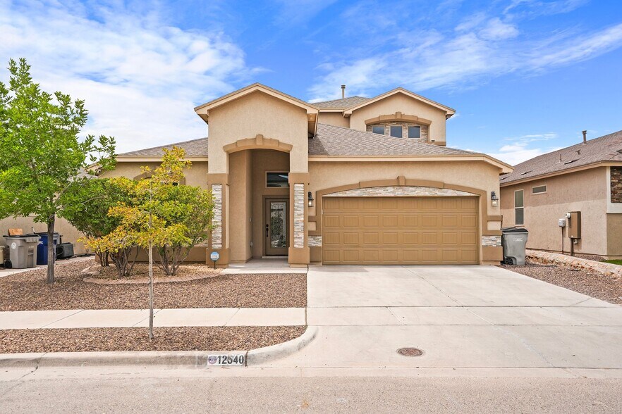 Building Photo - 12540 Arrow Weed Dr