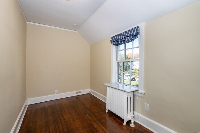 Building Photo - 95 Edgewood Ave