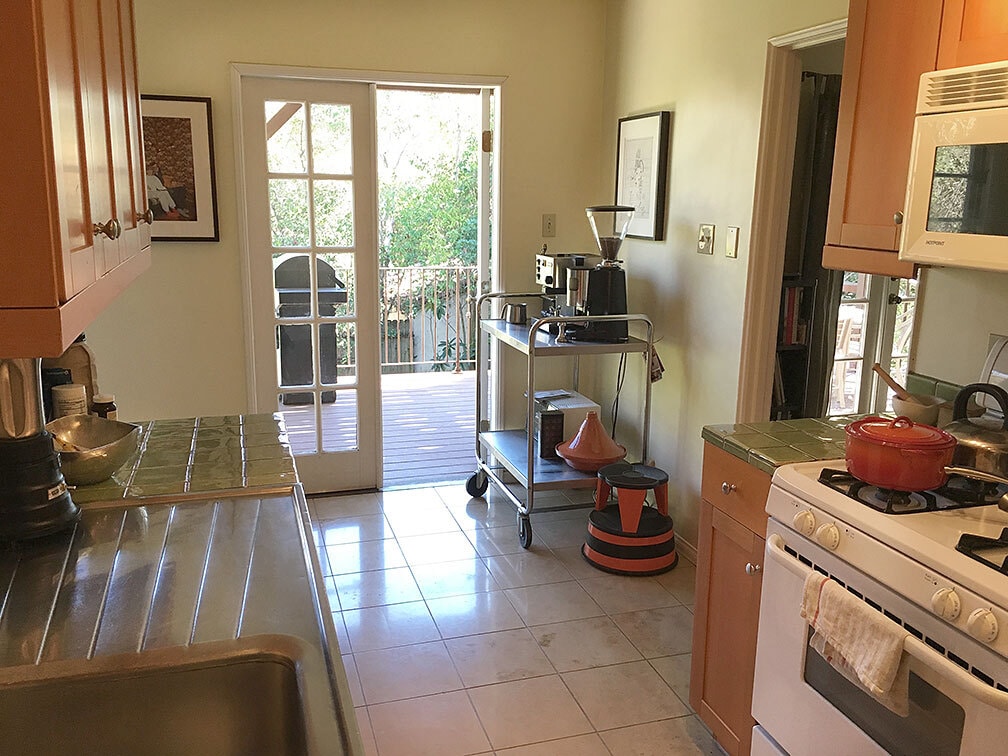 Kitchen 2 - 2426 Tesla Ter