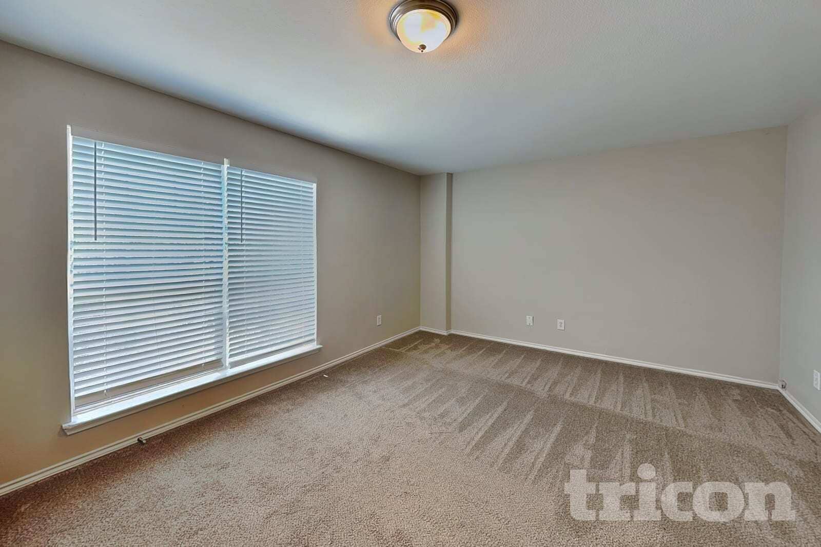 Building Photo - 10411 Trotters Bay