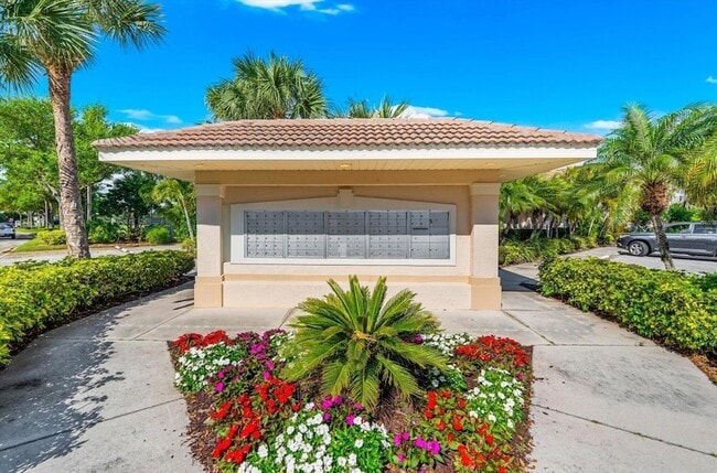 Building Photo - 4500 Streamside Ct