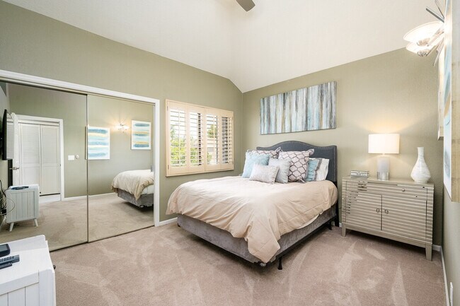 Building Photo - 7272 E Gainey Ranch Rd