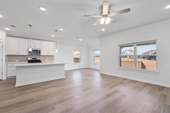 Building Photo - 15204 Purple Drop Cv