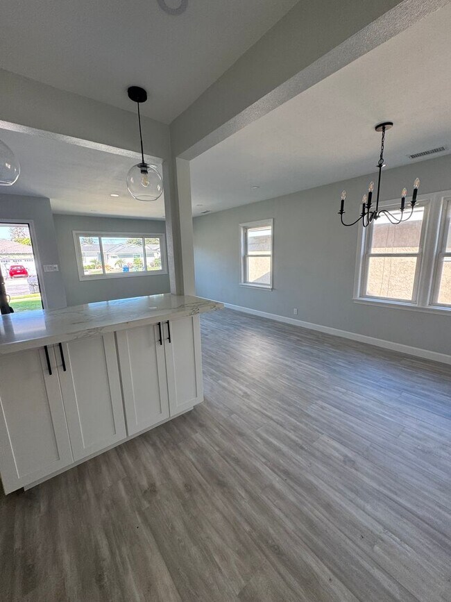 Building Photo - CULVER CITY STUNNING REMODEL 3 BDRM 1 BA. HOUSE FOR LEASE!