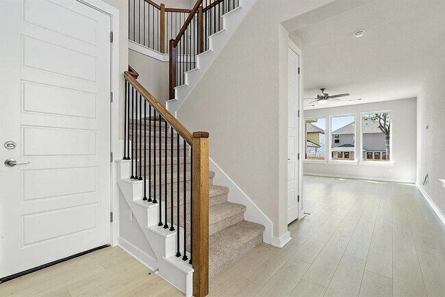 Building Photo - 2300 Lead Plum Path