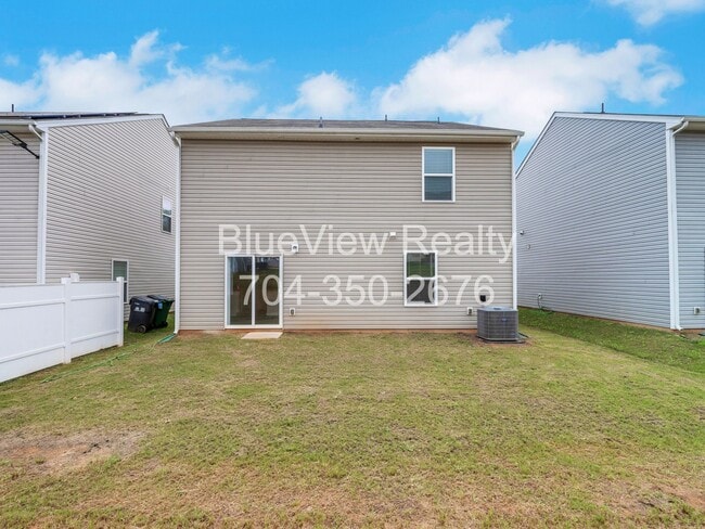Building Photo - 9346 Creedmore Hills Dr