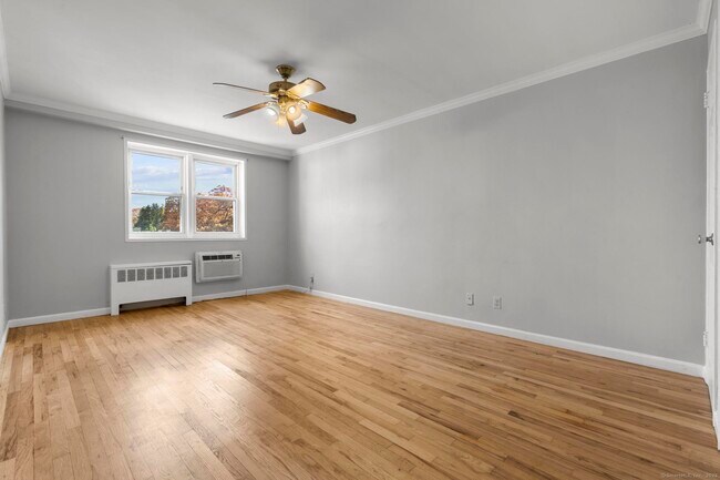 Building Photo - 125 Prospect St