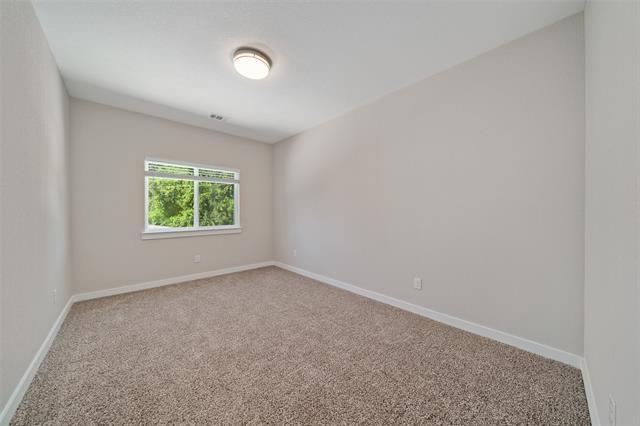 Building Photo - 6506 Park Pl Dr
