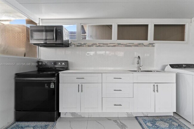 Building Photo - 14109 SW 55th St