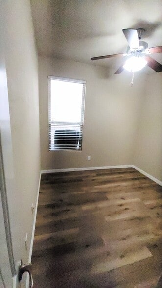 Building Photo - 1716 Jacona Trl