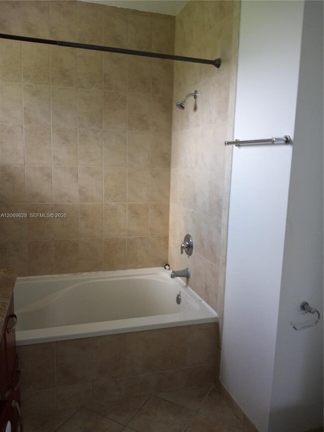 Building Photo - 18125 NW 74th Ct
