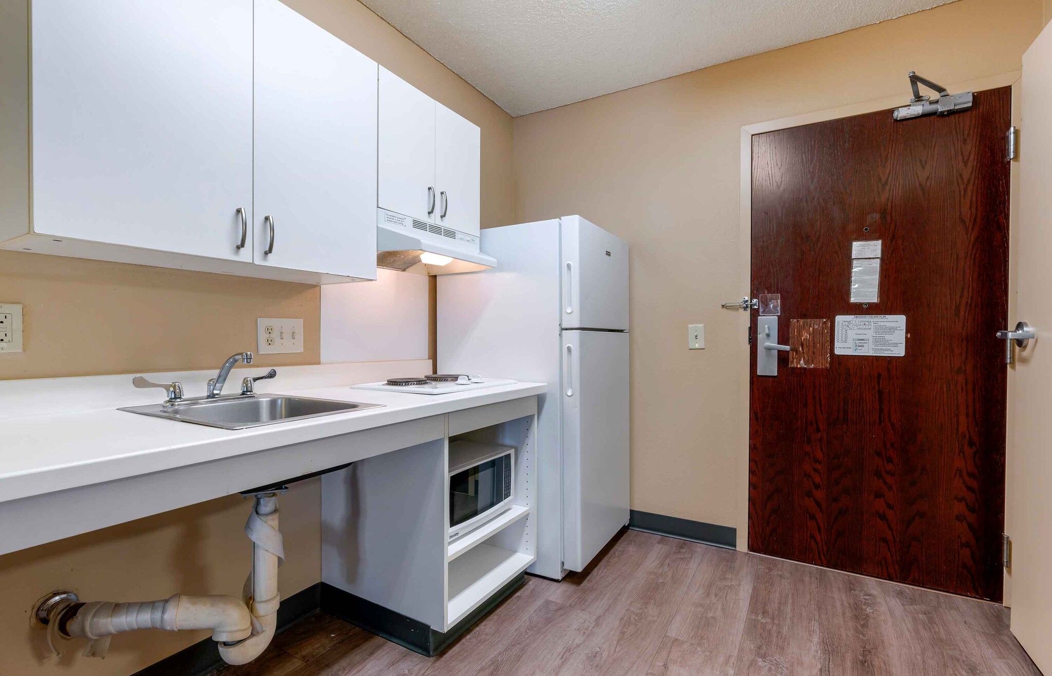 Building Photo - Furnished Studio-Sacramento - Elk Grove