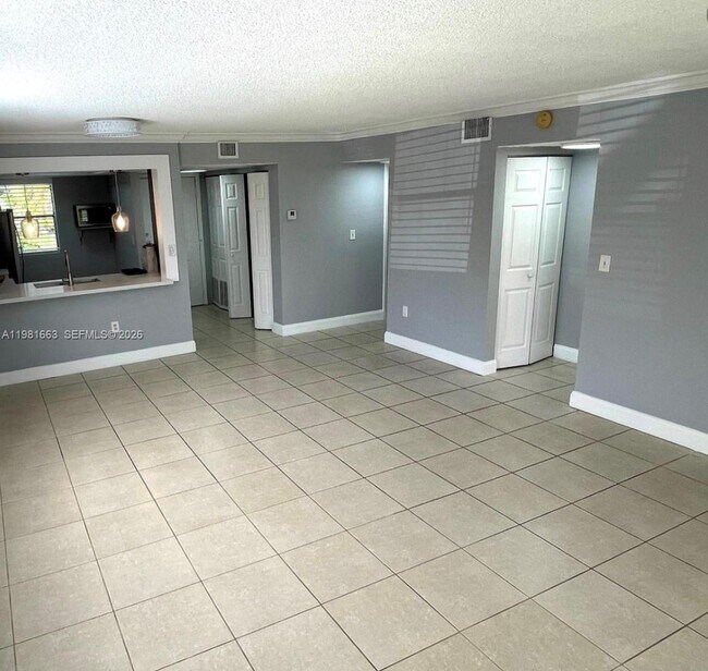 Building Photo - 5200 NW 31st Ave