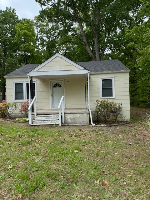 Building Photo - 2124 Ravendale St