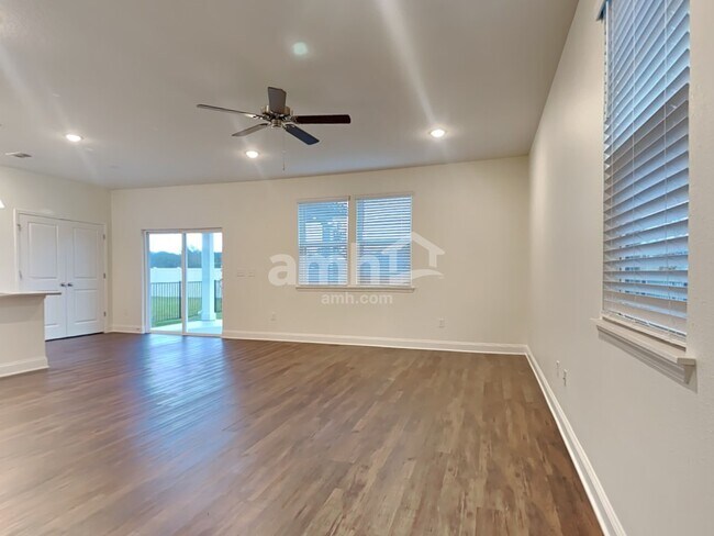 Building Photo - 60 Elcano Ln