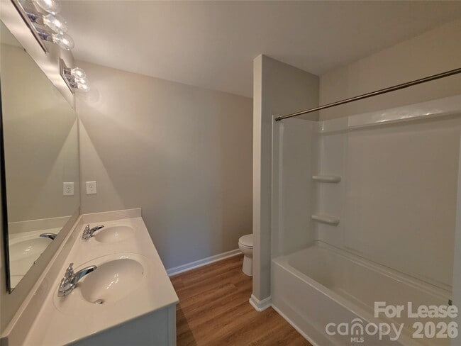 Building Photo - 1156 McRee Heights Cir