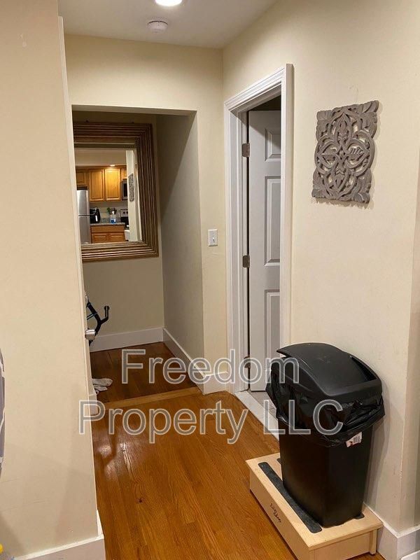 Building Photo - 18 Canal St