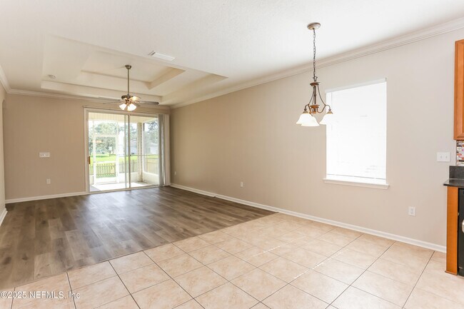 Building Photo - 11771 Alexandra Dr