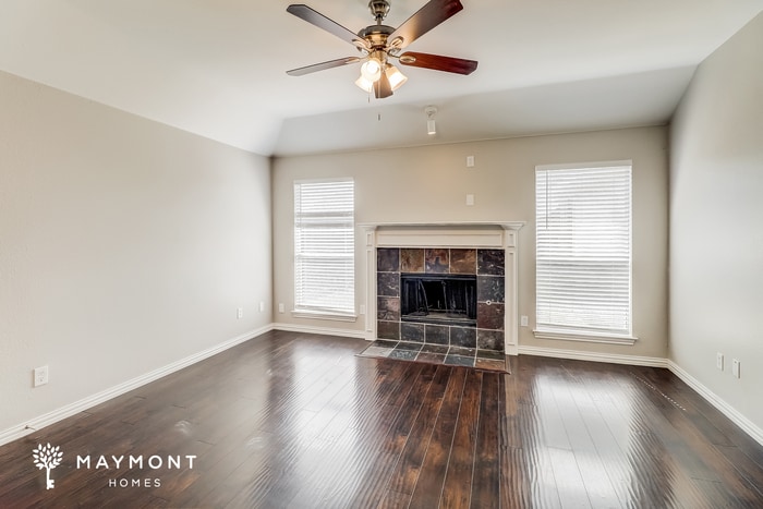 Building Photo - 911 Walters Dr