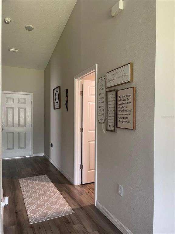 Building Photo - 5365 Maddie Dr