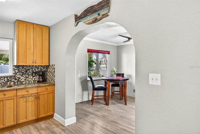 Building Photo - 5519 Commonwealth Ave N