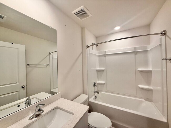 Building Photo - 8621 Brixton Shay Dr
