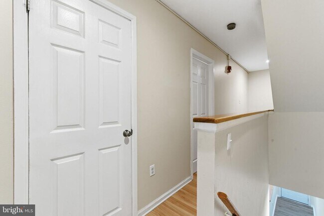 Building Photo - 1817 N Gratz St