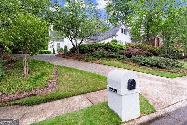 Building Photo - 1431 Waterford Green Dr