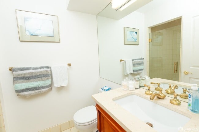 Building Photo - 95 26th Ave