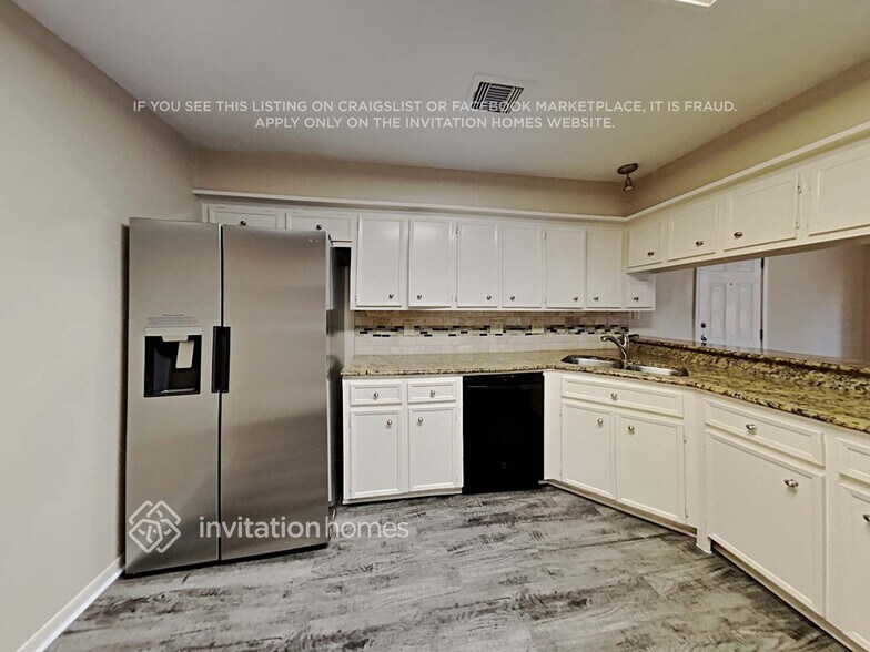 Building Photo - 17914 Vintage Wood Ln
