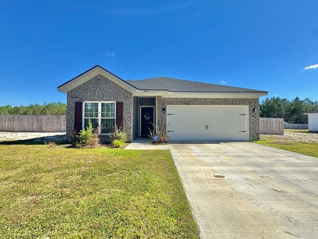 Building Photo - AVAILABLE NOW! (Pet Friendly)