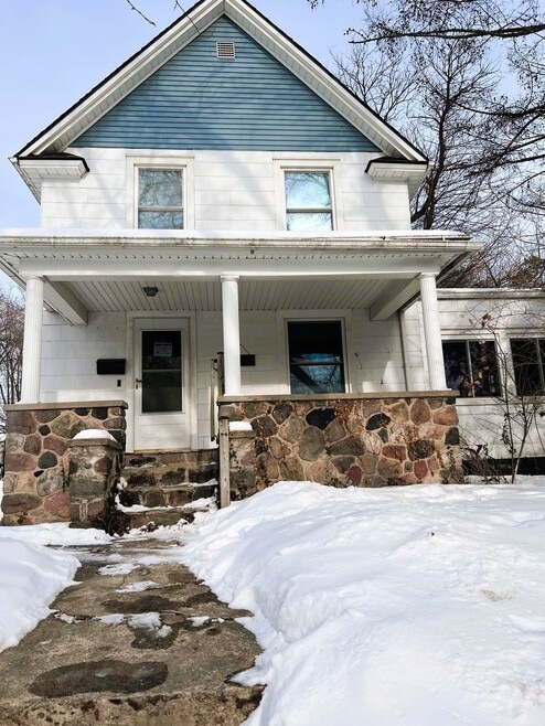 Building Photo - 1133 Michigan Ave