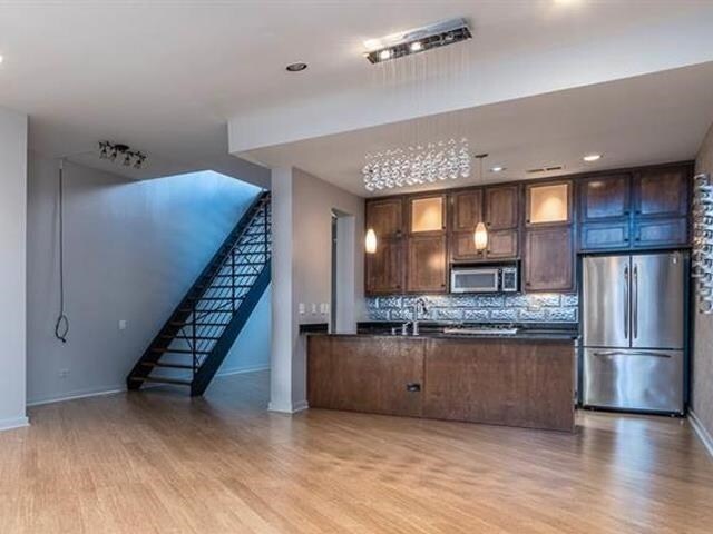 Building Photo - 18 W Georgia Ave