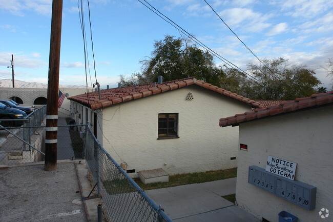Building Photo - Cottage Park Apartments
